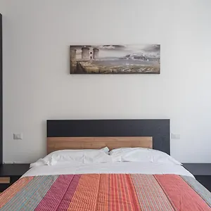 Apartamento Toledo 2, Nápoles